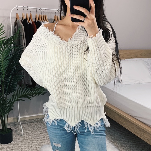 🆕 Sadie - Ivory Frayed Sweater - Picture 3 of 6